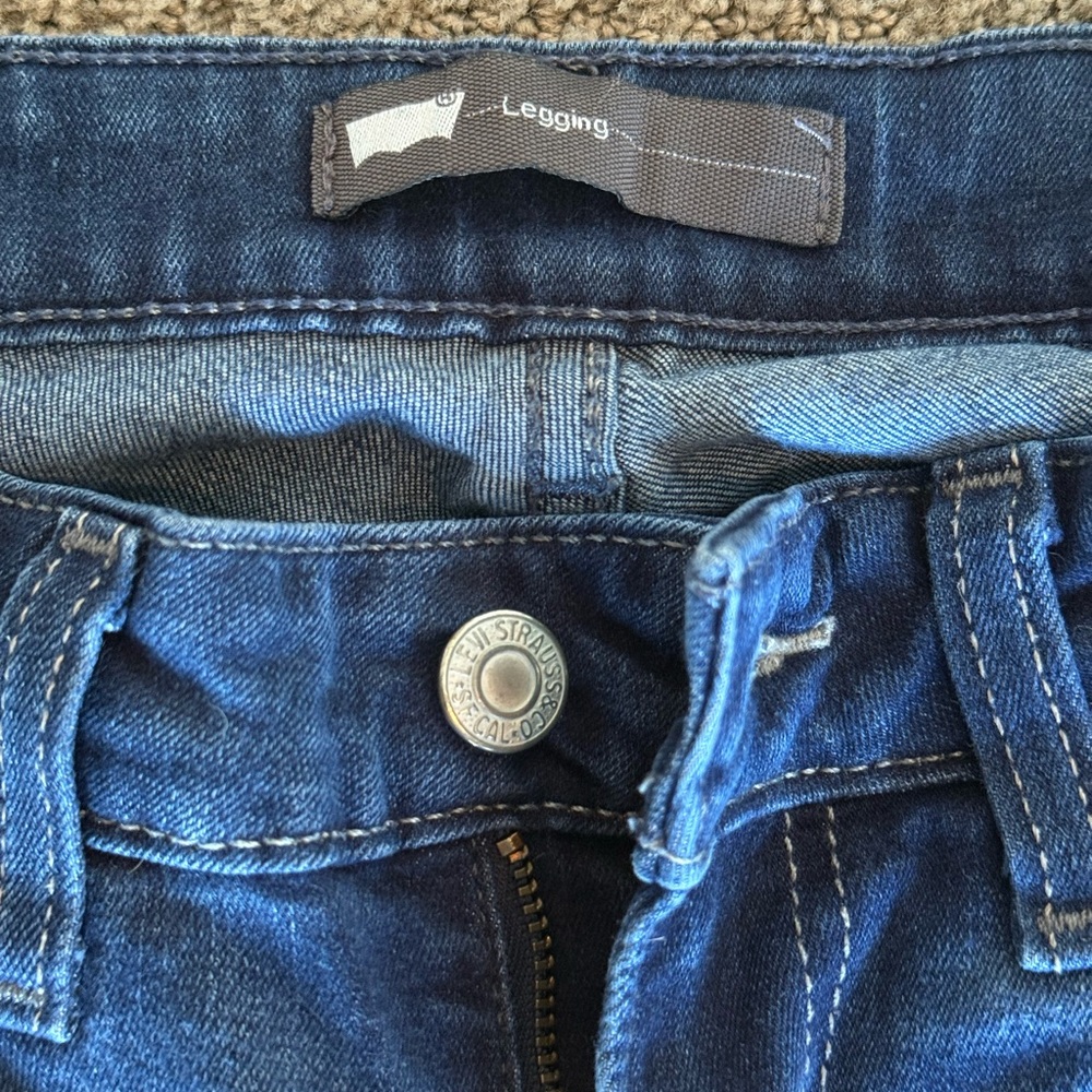 Levi's Dark Blue Women's Skinny Jeans - Picture 3 of 5